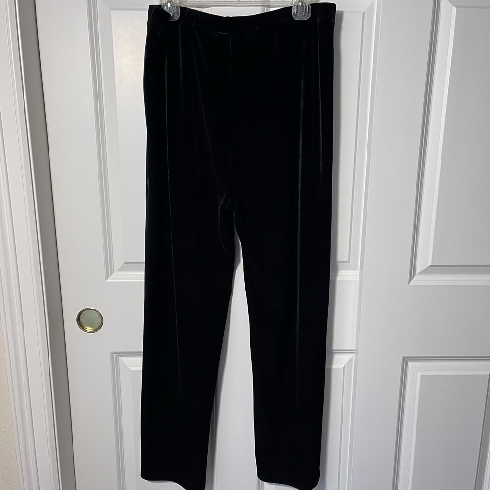 Chico’s Travelers Black Velvet No-Wrinkle Straight Leg Pull-On Pants Large - Picture 4 of 11